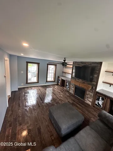 $310,000 | 30 Penny Lane, Sand Lake, NY 12018