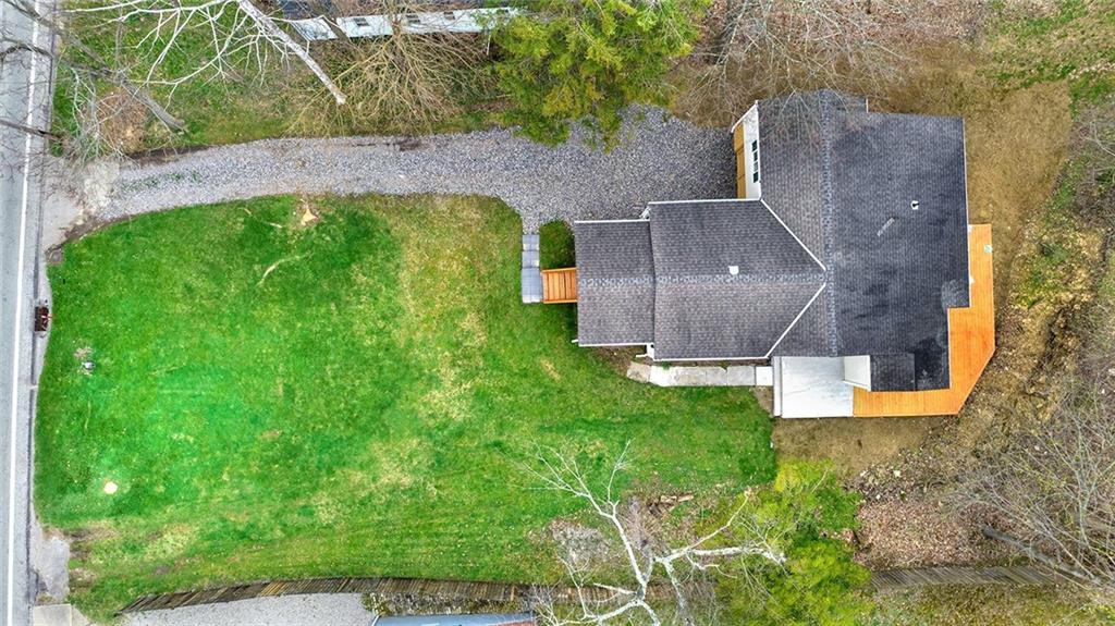 7314 Shannon Road Verona, PA 15147 - Photo 3 of 20 Gallery Image 3