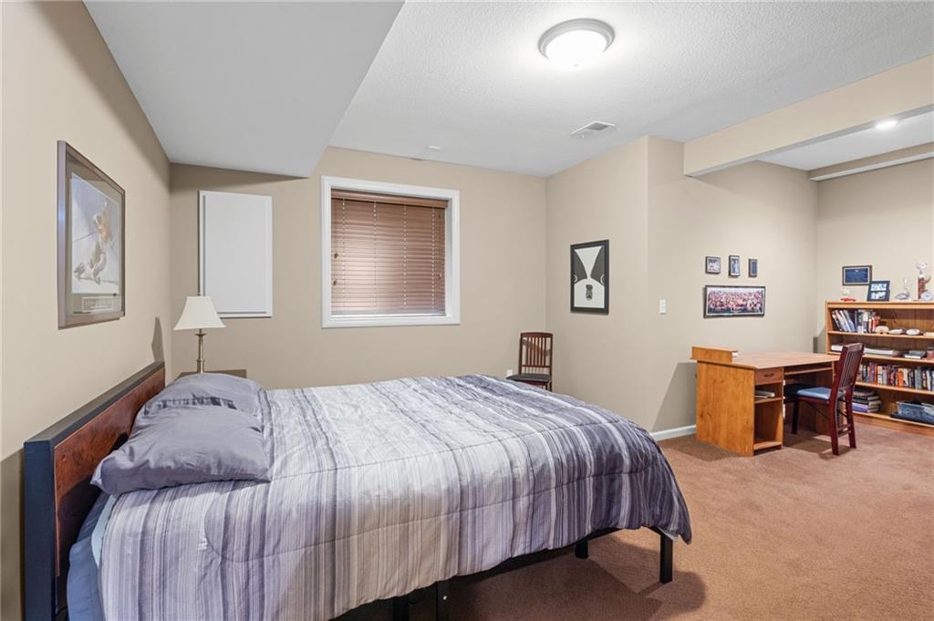 6816 Longview Road Shawnee, KS 66218 - Photo 47 of 58