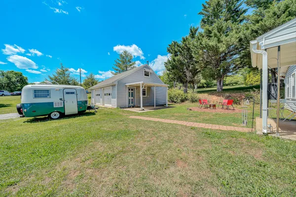 $414,950 | 3721 Chaparral Drive, Roanoke, VA 24018