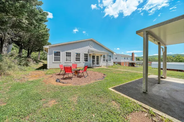 $414,950 | 3721 Chaparral Drive, Roanoke, VA 24018