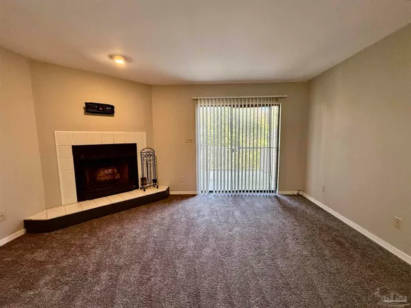 $1,500 | 912 Brookside Place, Pensacola, FL 32503