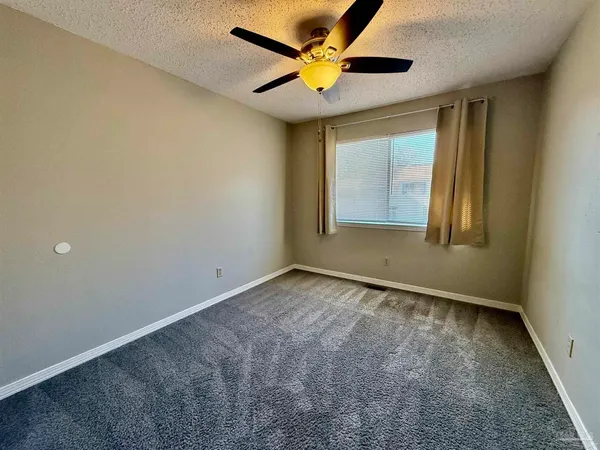 $1,500 | 912 Brookside Place, Pensacola, FL 32503