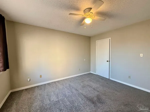 $1,500 | 912 Brookside Place, Pensacola, FL 32503