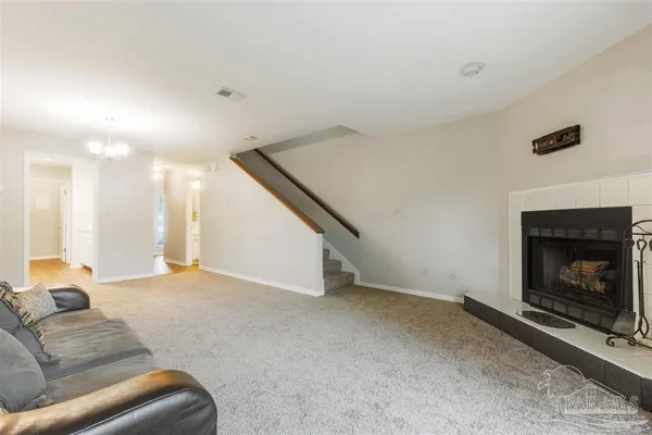 $1,600 | 912 Brookside Place, Pensacola, FL 32503