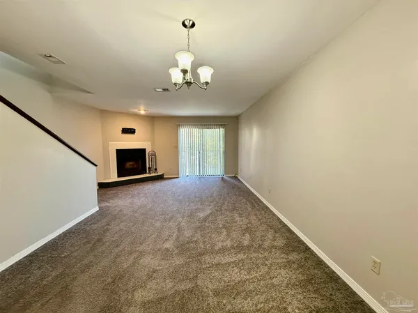 $1,500 | 912 Brookside Place, Pensacola, FL 32503