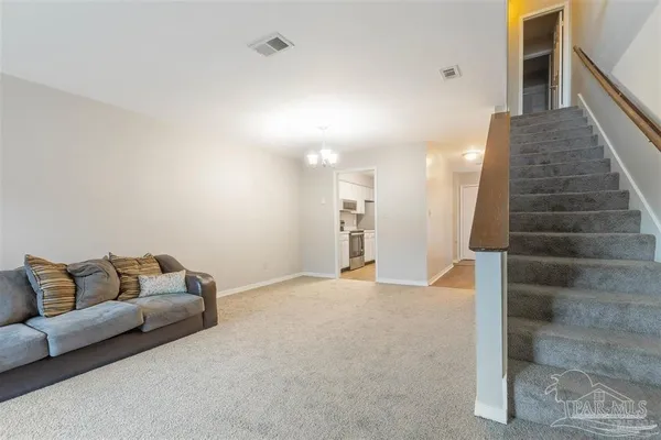 $1,600 | 912 Brookside Place, Pensacola, FL 32503
