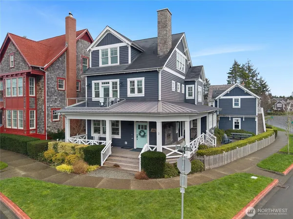 $2,400,000 | 3 Campfire Lane, Pacific Beach, WA 98571