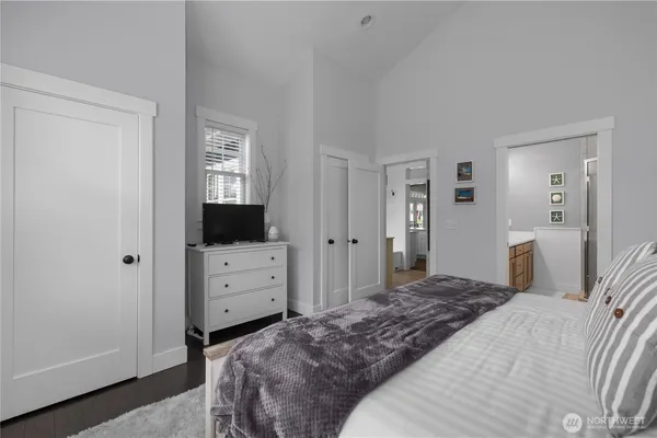 $2,349,000 | 3 Campfire Lane, Pacific Beach, WA 98571