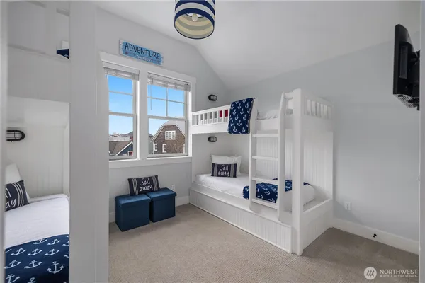 $2,349,000 | 3 Campfire Lane, Pacific Beach, WA 98571