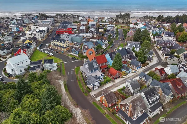 $2,349,000 | 3 Campfire Lane, Pacific Beach, WA 98571