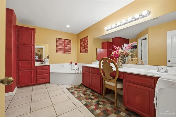 $389,000 | 1018 Lost Meadow Drive, Donna, TX 78537