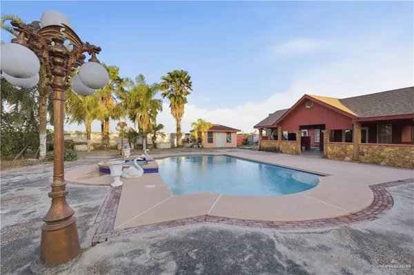 $389,000 | 1018 Lost Meadow Drive, Donna, TX 78537