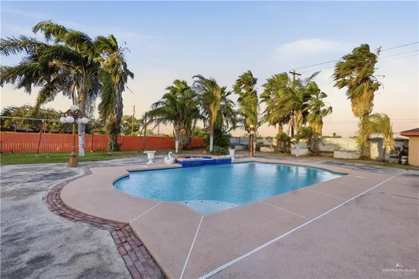 $389,000 | 1018 Lost Meadow Drive, Donna, TX 78537