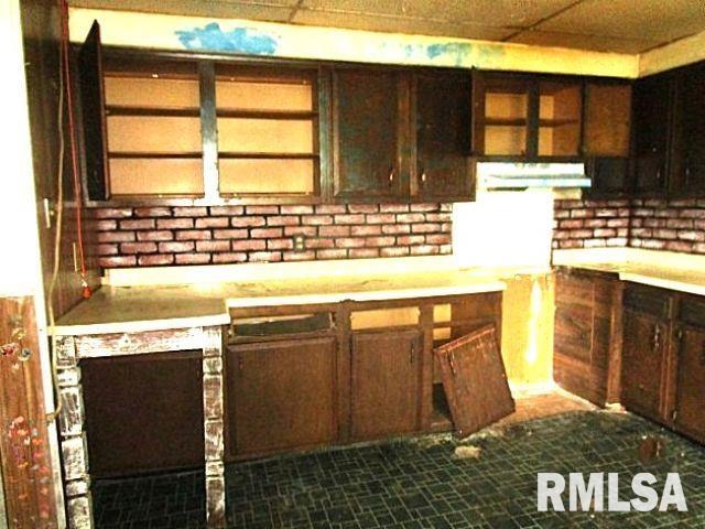 204 East Ridge Road East Peoria, IL 61611 - Photo 8 of 14 Gallery Image 8
