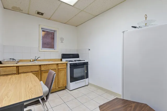 $779,500 | 3549 West Irving Park Road, Chicago, IL 60618