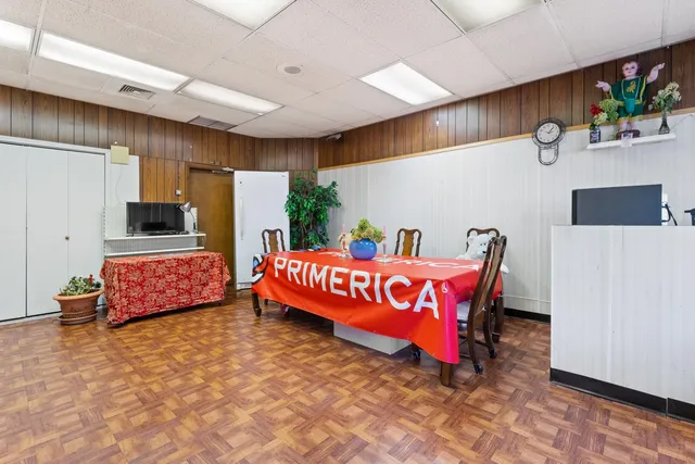 $779,500 | 3549 West Irving Park Road, Chicago, IL 60618