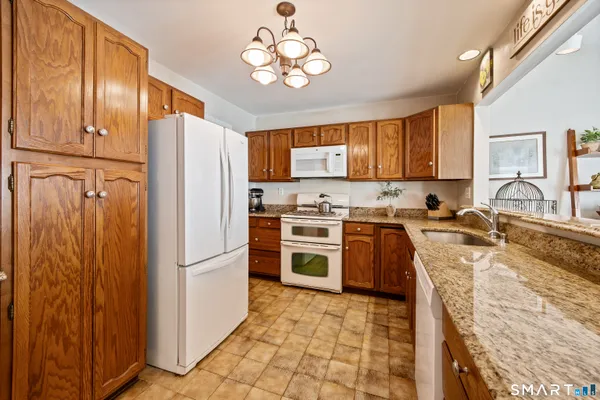 $317,000 | 214 Waters Edge Drive, Unit 214, Southington, CT 06489