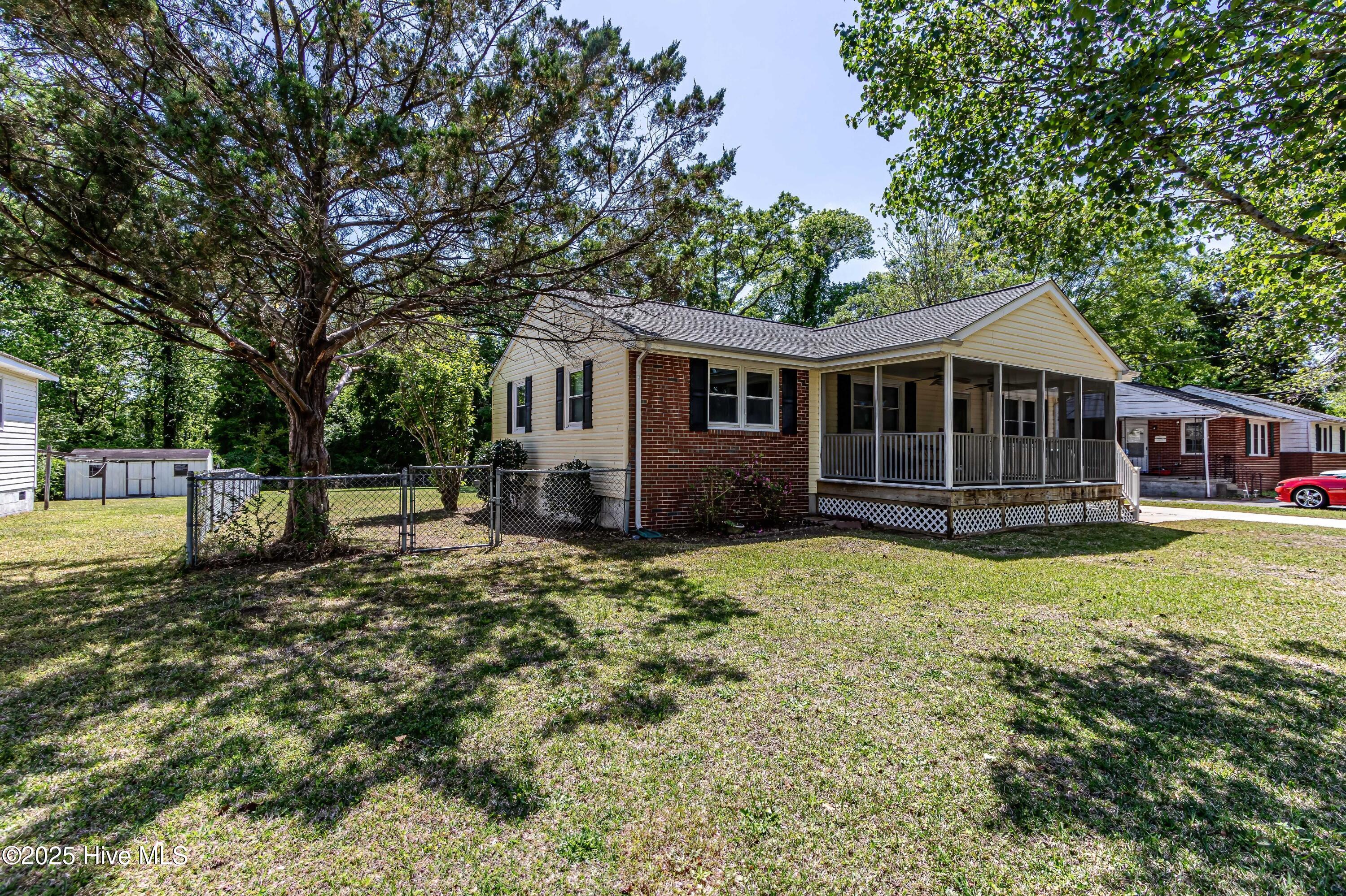 602 Aztee Road Jacksonville, NC 28540 - Photo 2 of 61 Front