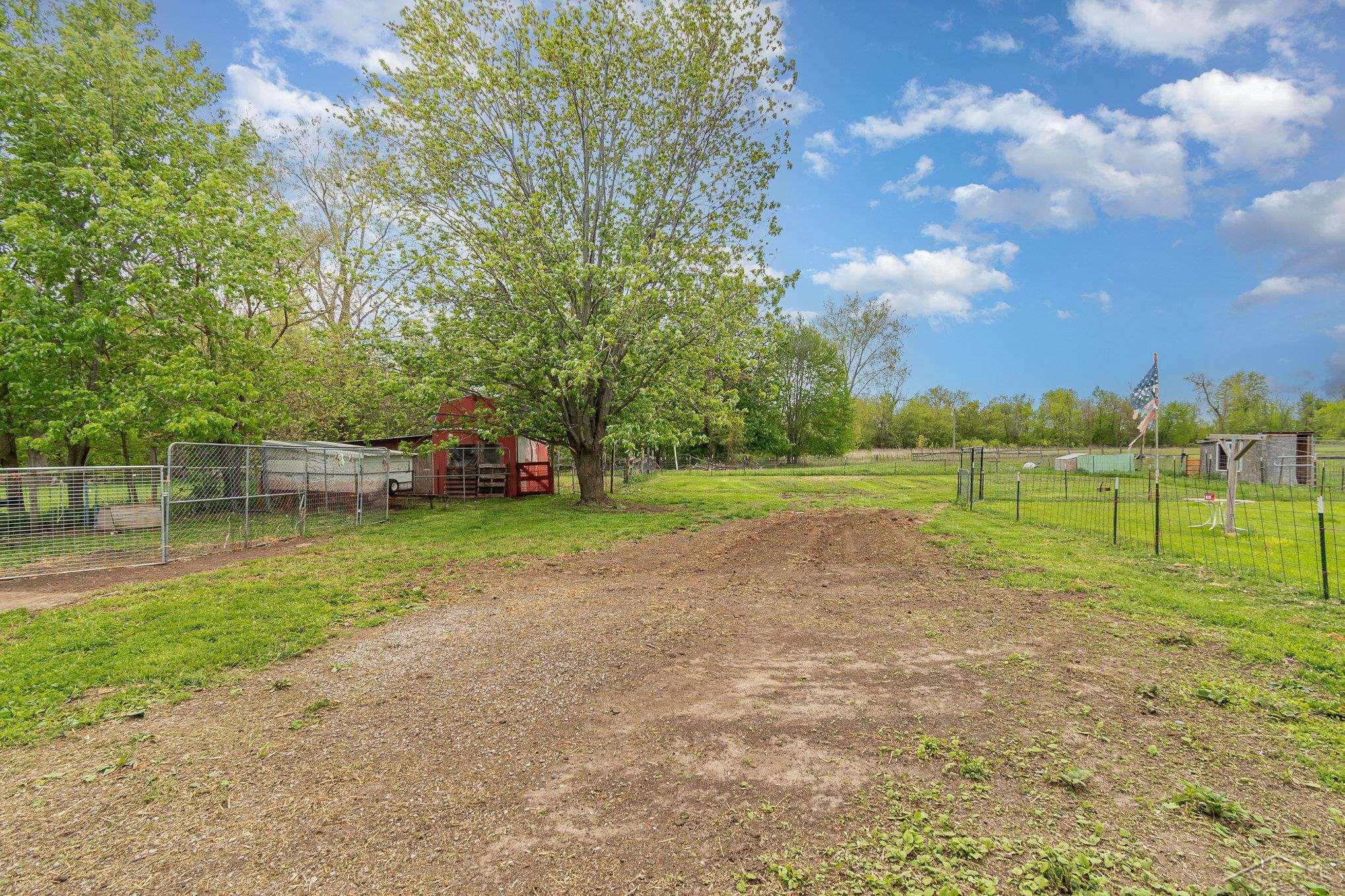 2430 4 Mile Road Kawkawlin, MI 48631 - Photo 13 of 23