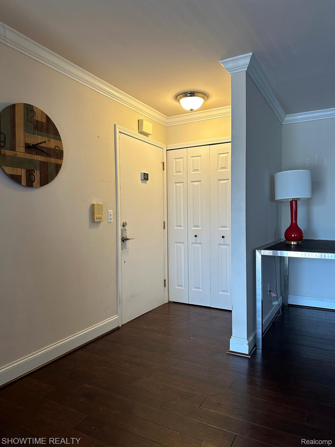 1121 Tienken Court, Unit 216 Rochester, MI 48306 - Photo 3 of 13 Gallery Image 3