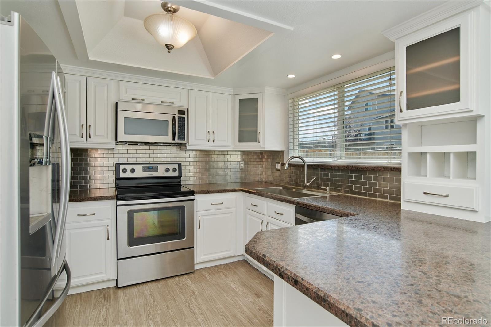 624 Ridgeglen Way Highlands Ranch, CO 80126 - Photo 12 of 30 Gallery Image 12