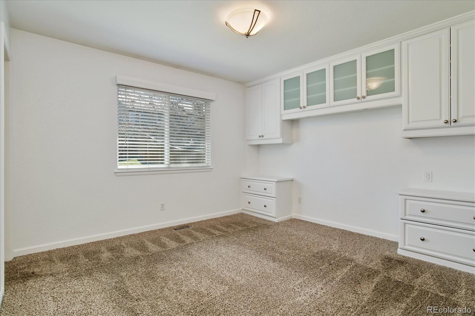 624 Ridgeglen Way Highlands Ranch, CO 80126 - Photo 17 of 30 Gallery Image 17