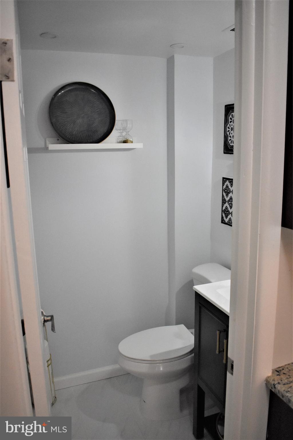 2742 West Country Club Road Philadelphia, PA 19131 - Photo 15 of 23 Powder Room (First Floor)