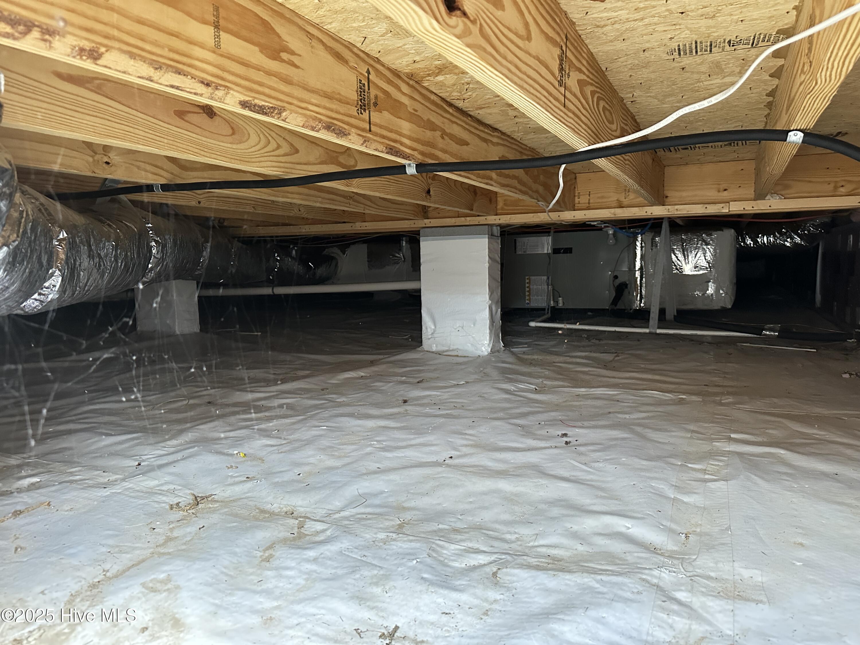 216 Beaverdam Drive Clinton, NC 28328 - Photo 47 of 51 ENCAPSULATED CRAWLSPACE