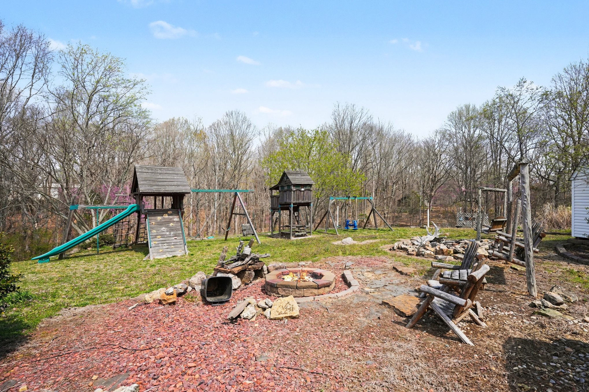 11948 Betts Road Greenbrier, TN 37073 - Photo 42 of 44 a view of a backyard with sitting area