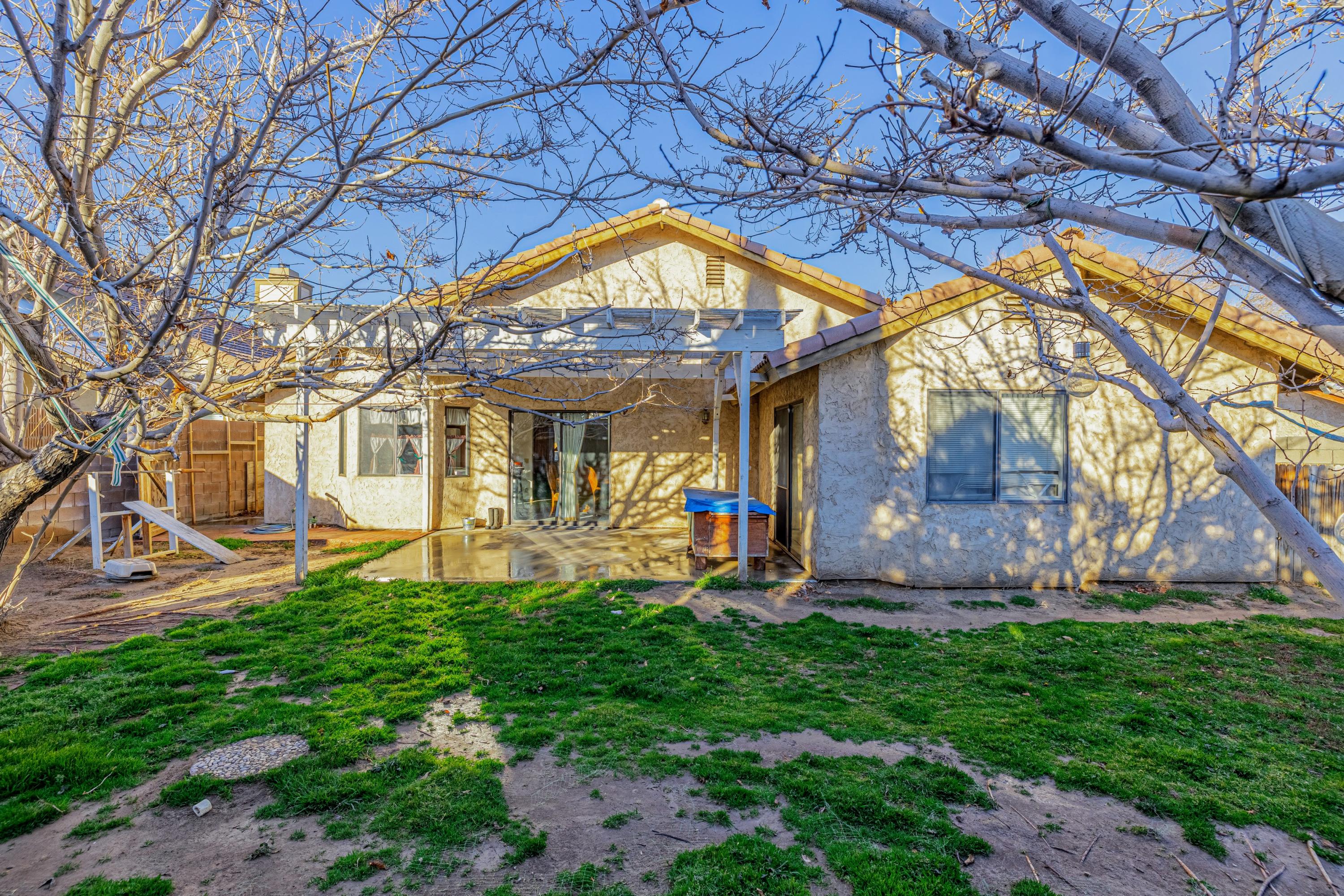 44052 Ruthron Avenue Lancaster, CA 93536 - Photo 15 of 24 JMY_2949-HDR
