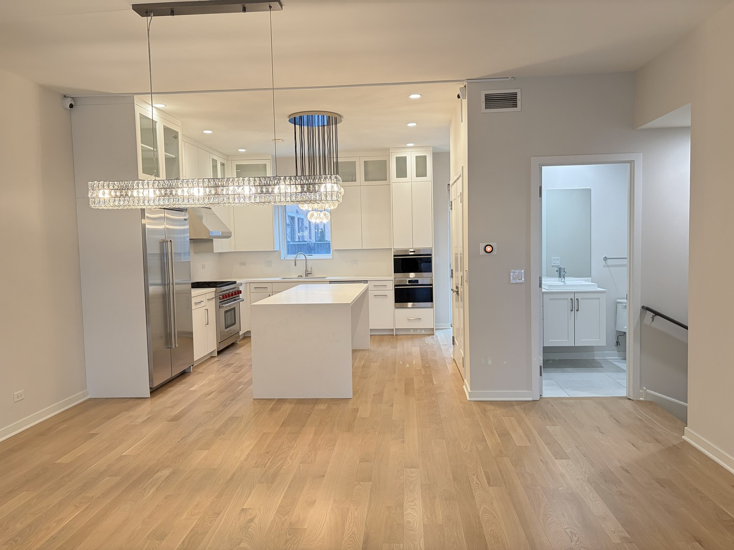 1640 South Prairie Avenue Chicago, IL 60616 - Photo 3 of 24