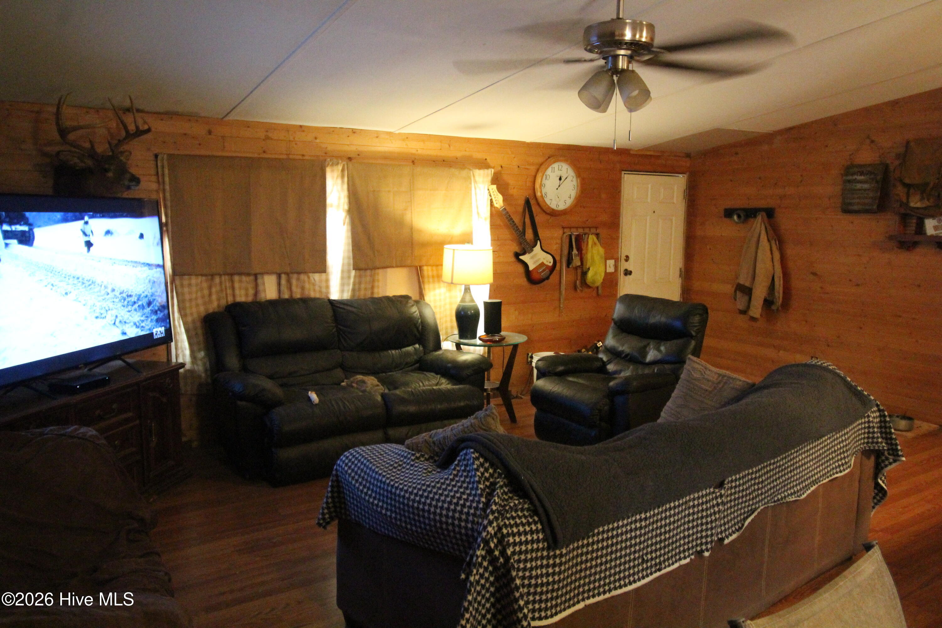 548 Old Church Road Swansboro, NC 28584 - Photo 4 of 11 IMG_7533