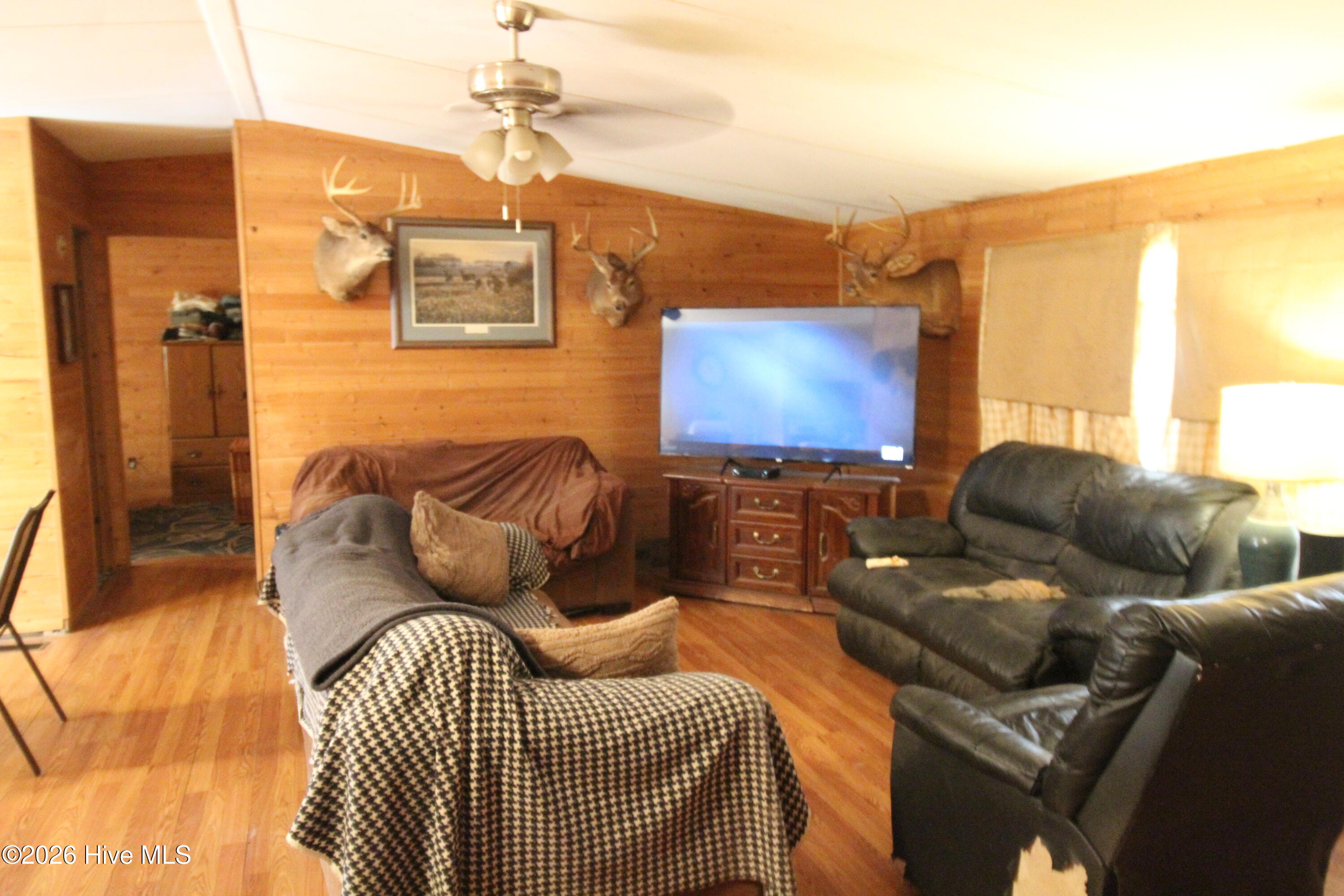 548 Old Church Road Swansboro, NC 28584 - Photo 5 of 11 IMG_7535