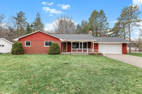 $389,900 | 2988 Legion Avenue North, Lake Elmo, MN 55042