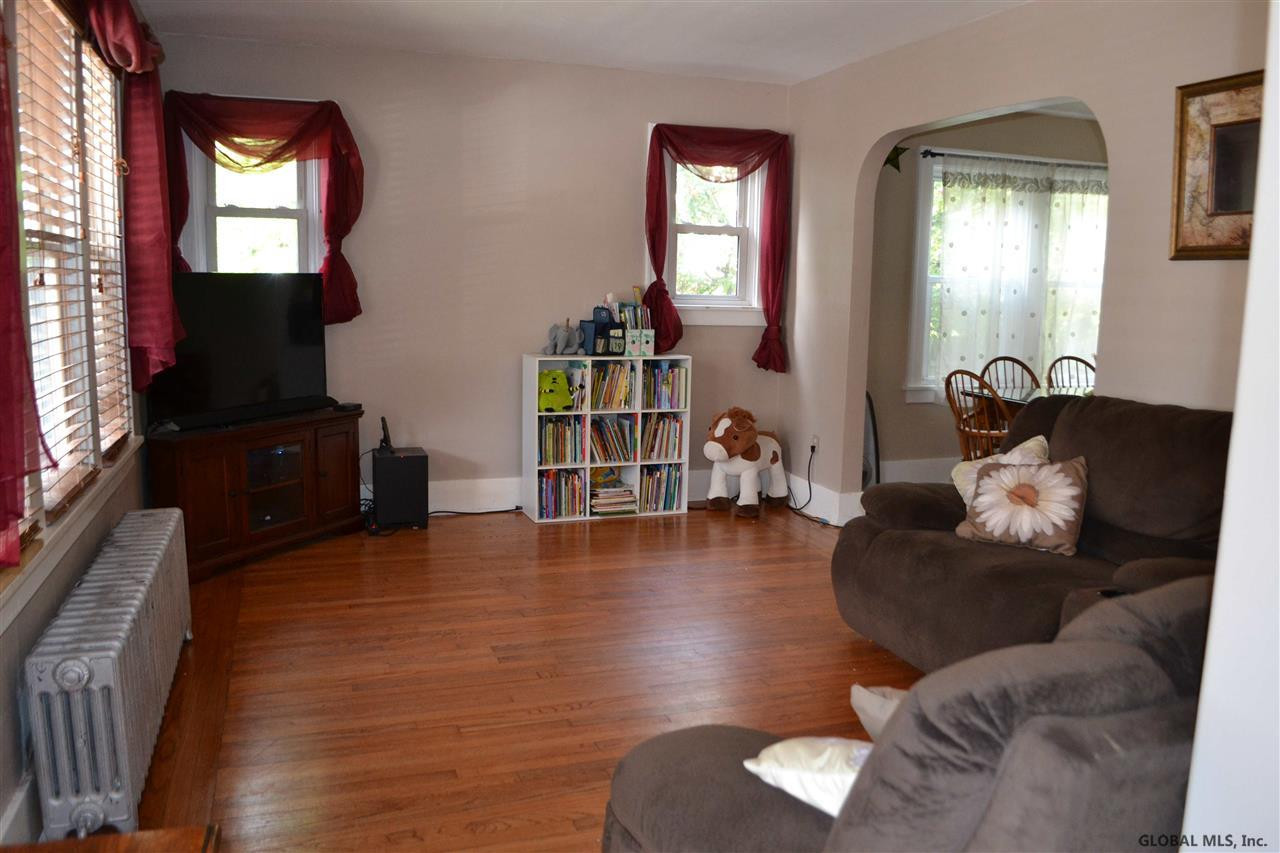 58 Vley Road Scotia, NY 12302 - Photo 10 of 25 Photo 10