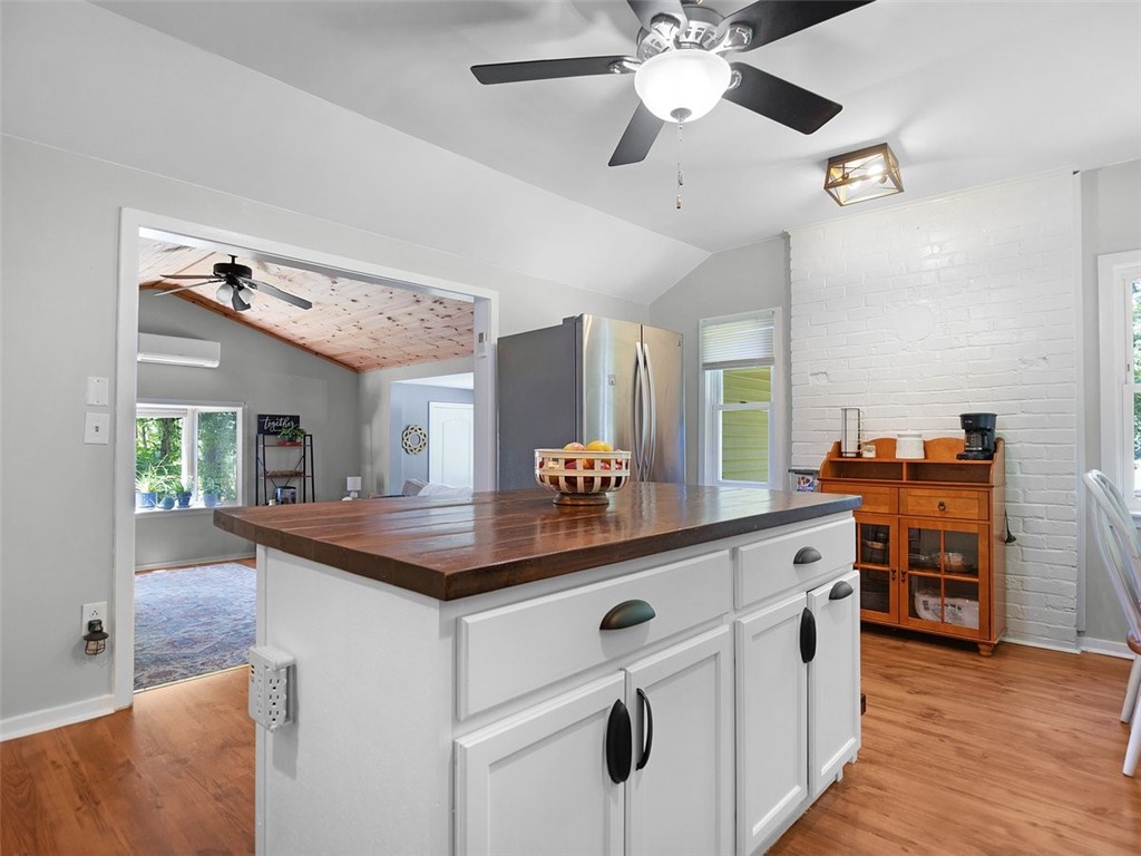 4246 East Williamson Road Marion, NY 14505 - Photo 15 of 38