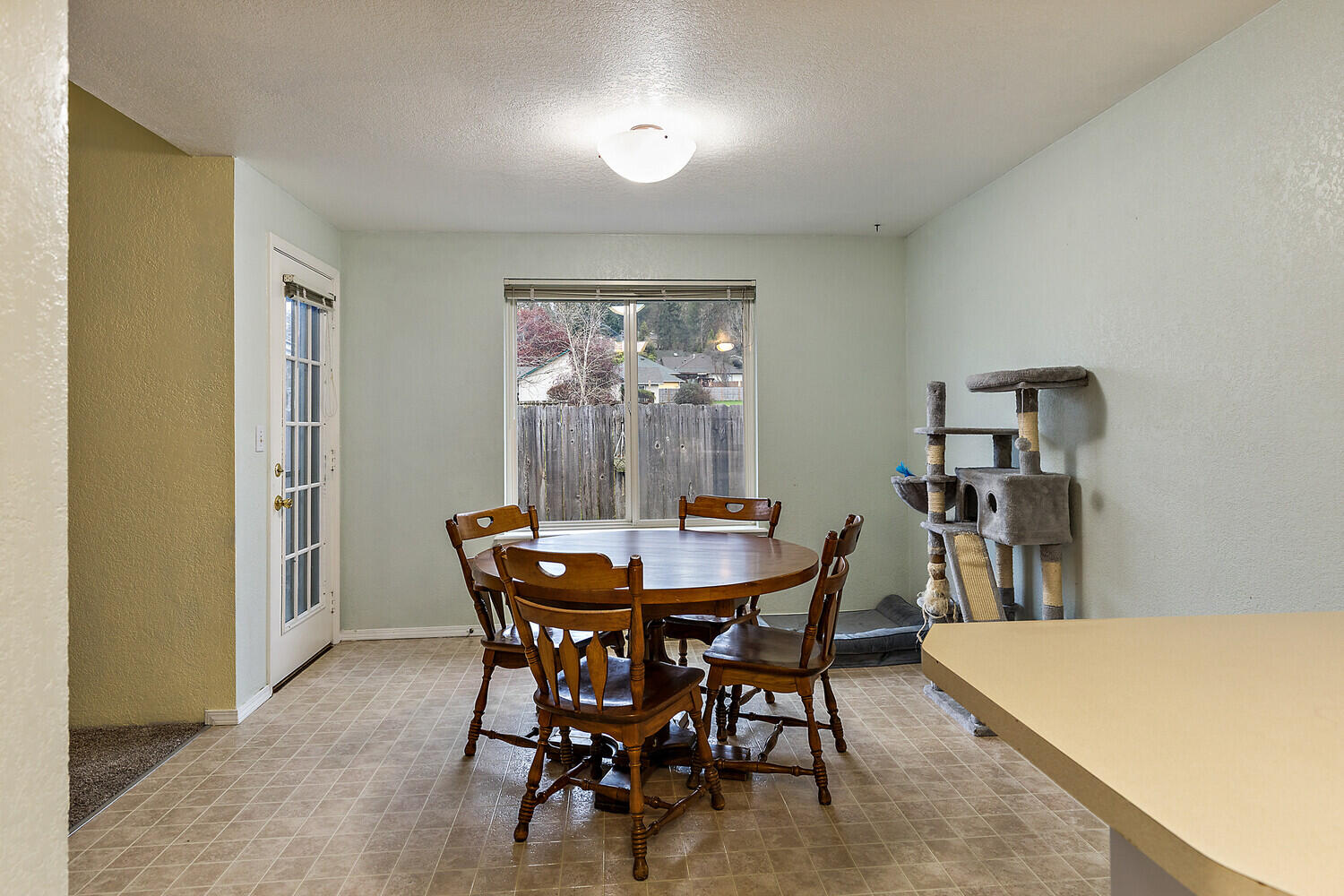 1820 West Harbeck Road Grants Pass, OR 97527 - Photo 11 of 30 21_WH_21_mls