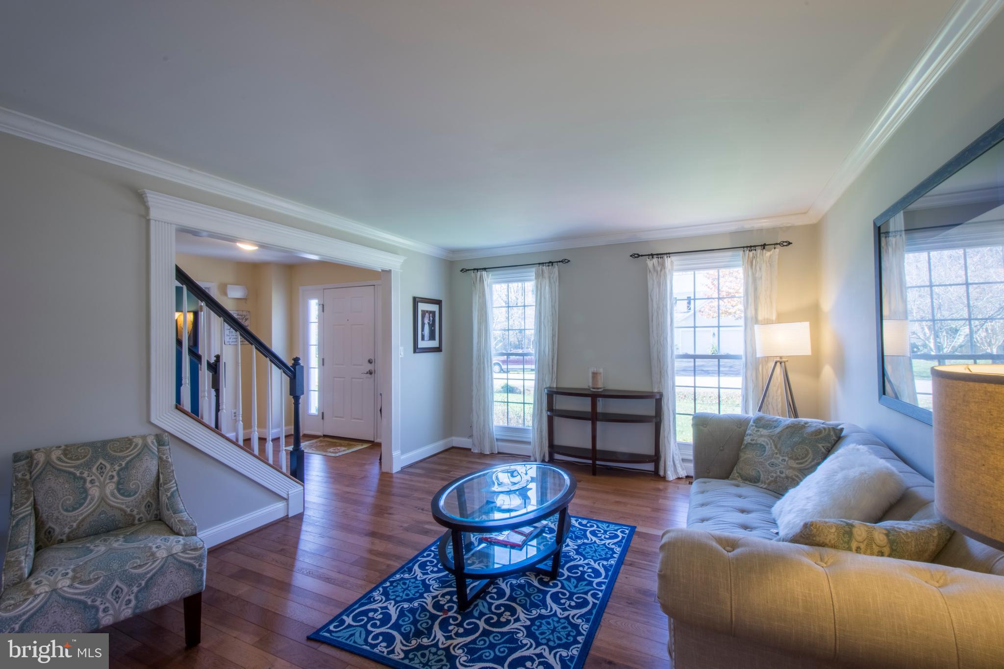 3209 Magnolia Ridge Road Annapolis, MD 21403 - Photo 29 of 106 Living Room
