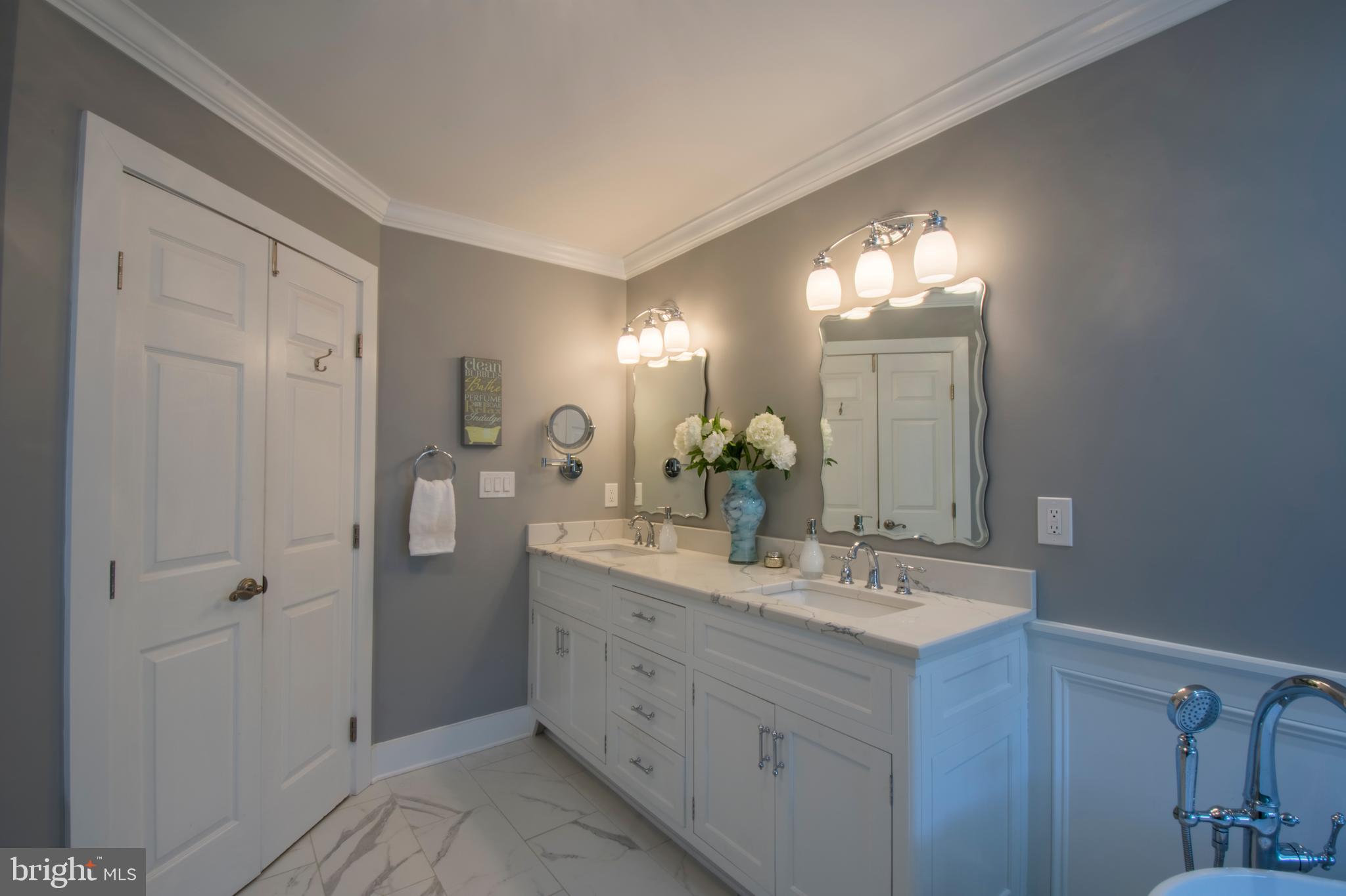3209 Magnolia Ridge Road Annapolis, MD 21403 - Photo 45 of 106 Custom Cabinets Counter Height