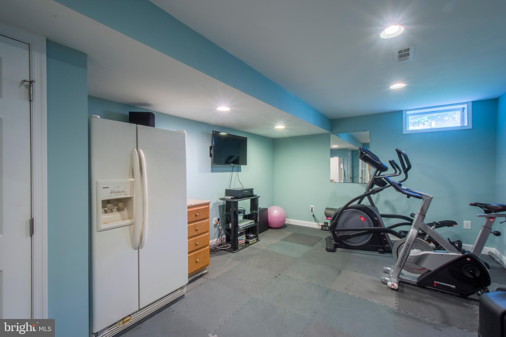 3209 Magnolia Ridge Road Annapolis, MD 21403 - Photo 73 of 106 Extra Refrigerator In Work Out Room
