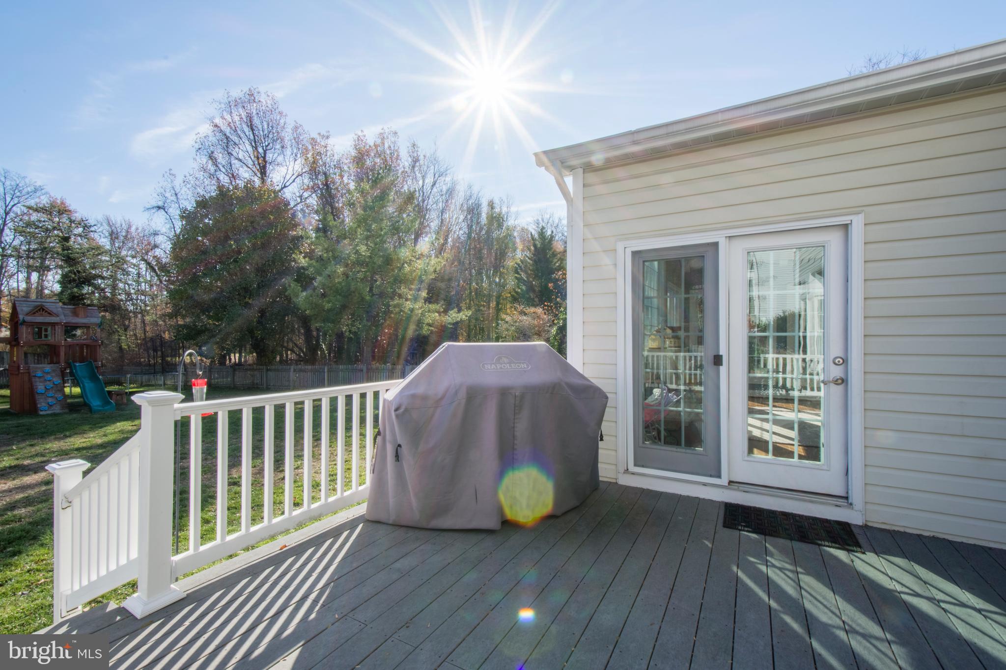 3209 Magnolia Ridge Road Annapolis, MD 21403 - Photo 94 of 106 Deck Great For Barbeques