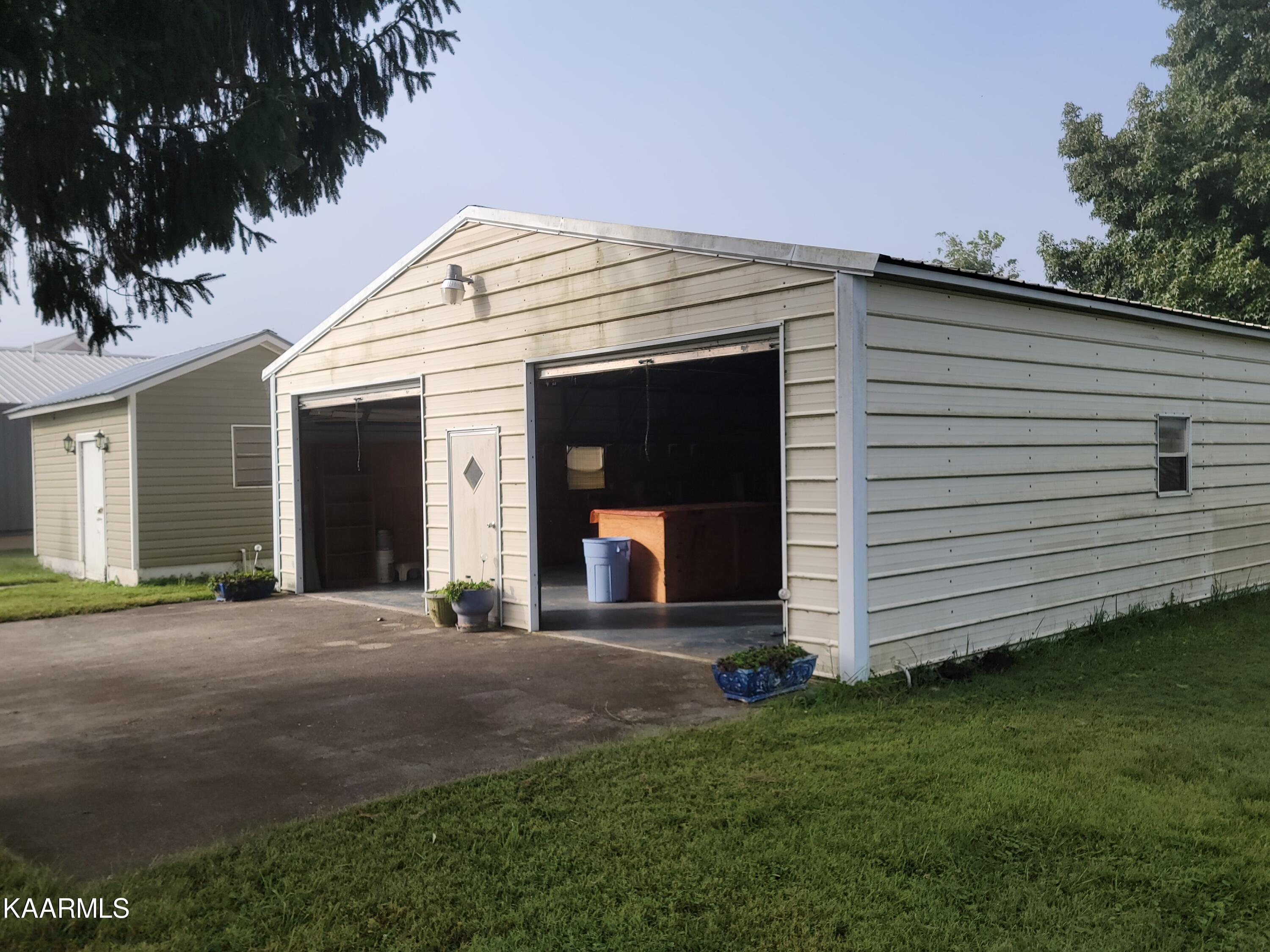 262 Calhoun Road La Follette, TN 37766 - Photo 21 of 25 Calhoun21