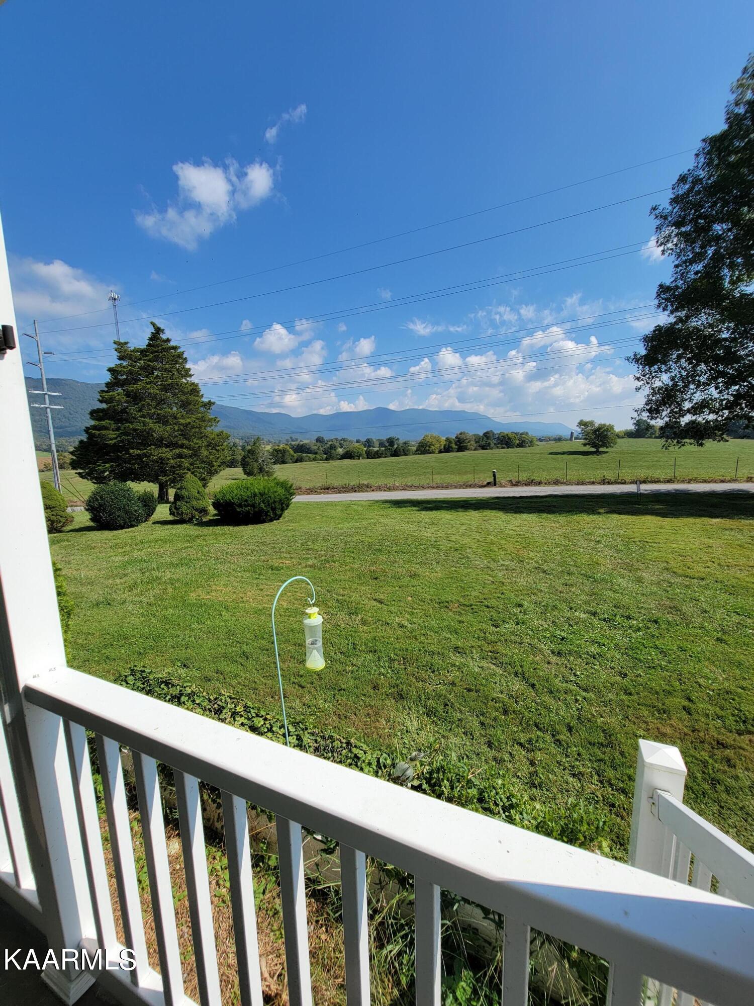 262 Calhoun Road La Follette, TN 37766 - Photo 4 of 25 Calhoun19