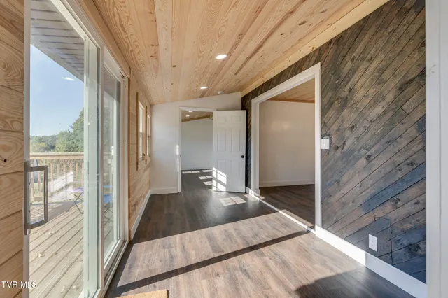 $305,000 | 292 Main Street, Piney Flats, TN 37686