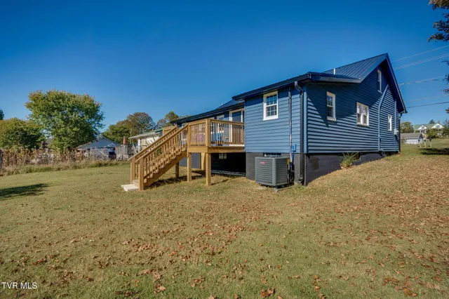 $305,000 | 292 Main Street, Piney Flats, TN 37686