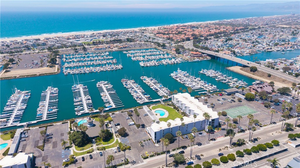 2901 Peninsula Road, Unit 241 Oxnard, CA 93035 - Photo 32 of 33 Gallery Image 32