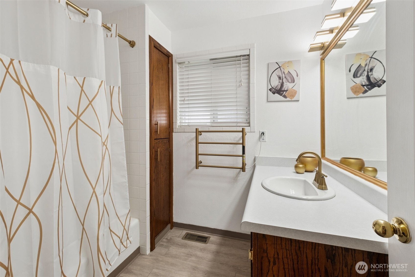 14204 12th Avenue Southwest Burien, WA 98166 - Photo 18 of 31