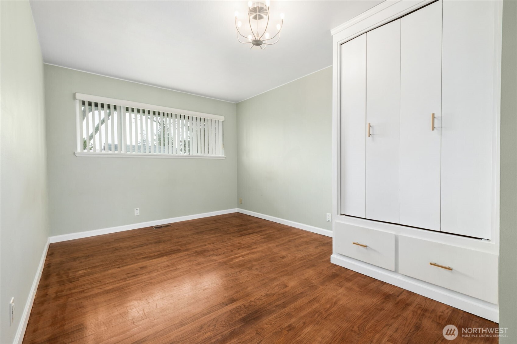 14204 12th Avenue Southwest Burien, WA 98166 - Photo 21 of 31