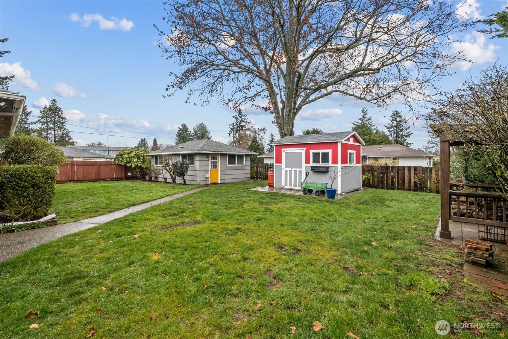 14204 12th Avenue Southwest Burien, WA 98166 - Photo 26 of 31